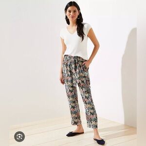 Loft Womens Garden Bouquet Floral Pull On Tapered Ankle Cargo Pants Size Small